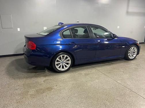 2011 BMW 328 328i