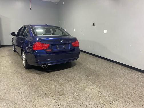 2011 BMW 328 328i