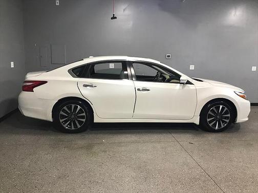 2016 Nissan Altima 2.5 SV