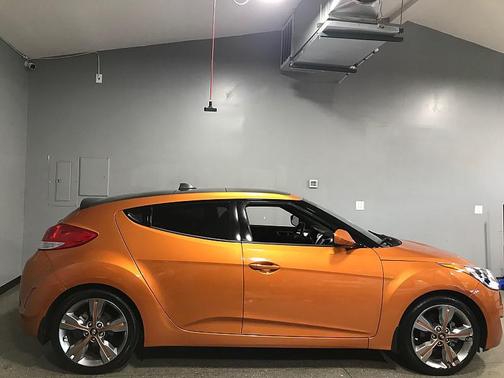2016 Hyundai Veloster Base