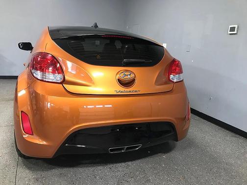 2016 Hyundai Veloster Base