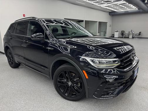 2022 Volkswagen Tiguan 2.0T SE R-Line Black 4MOTION