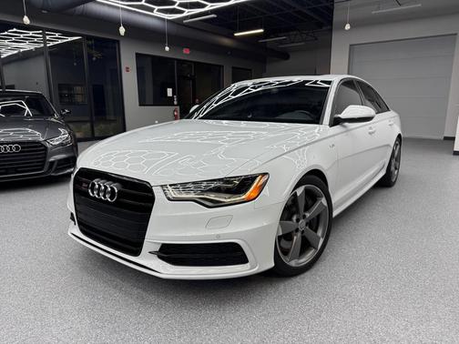 2014 Audi S6 4.0T Prestige