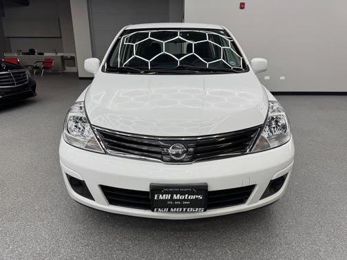 2011 Nissan Versa 1.8 S