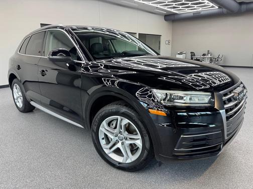 2019 Audi Q5 45 Premium