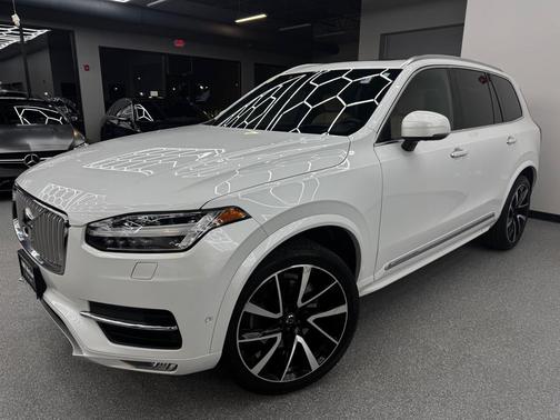 2019 Volvo XC90 T6 Inscription