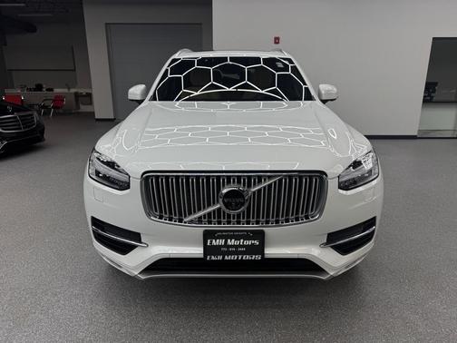 2019 Volvo XC90 T6 Inscription