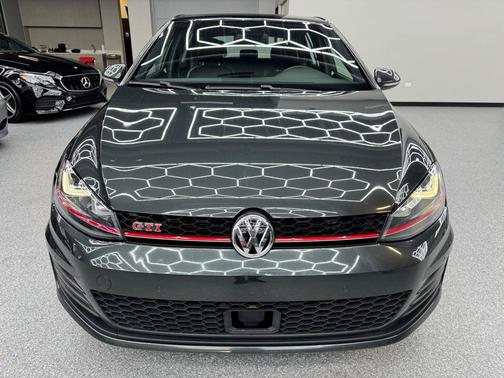 2016 Volkswagen Golf GTI 2.0T Autobahn w/Performance Package 4-Door