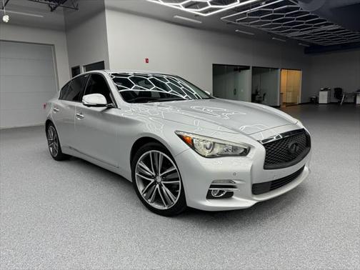 2014 INFINITI Q50 Premium