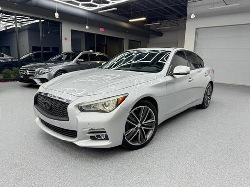 2014 INFINITI Q50 Premium