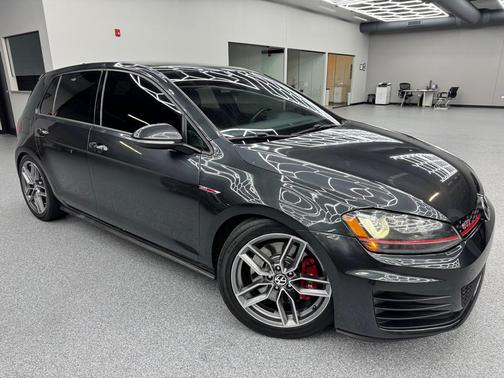 2017 Volkswagen Golf GTI 2.0T S 4-Door