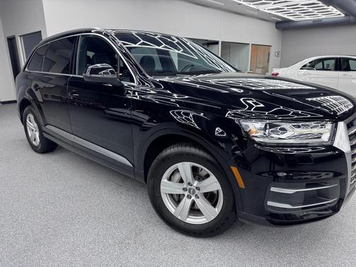 2017 Audi Q7 2.0T Premium