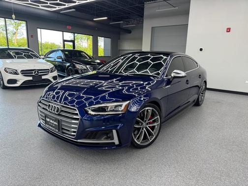 Navarra Blue Metallic 2018 Audi S5 3.0T Prestige