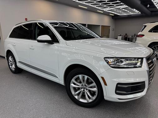 2018 Audi Q7 2.0T Premium Plus
