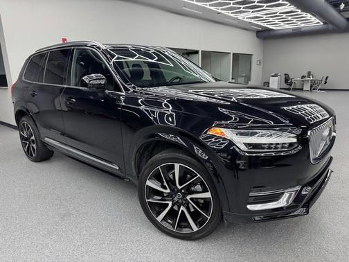2023 Volvo XC90 B6 Plus 7-Seater