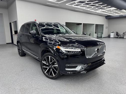 2023 Volvo XC90 B6 Plus 7-Seater