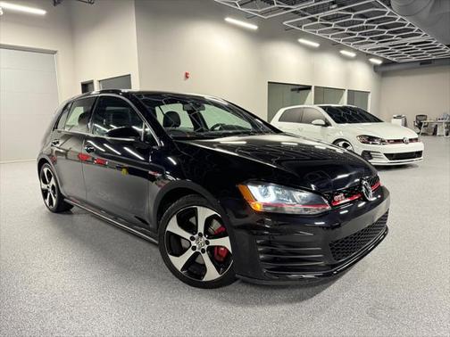 2016 Volkswagen Golf GTI 2.0T Autobahn w/Performance Package 4-Door