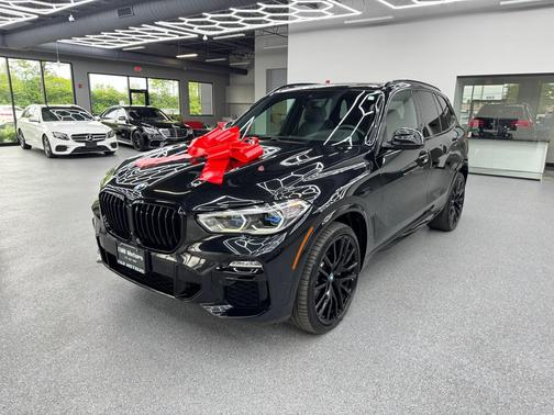 Black Sapphire Metallic 2021 BMW X5 xDrive40i