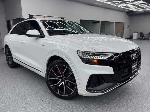 2020 Audi Q8 55 Prestige