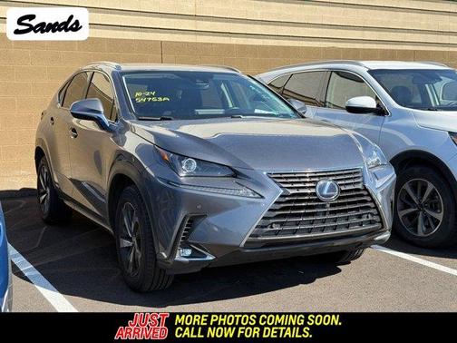 2021 Lexus NX 300h 