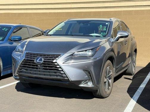 2021 Lexus NX 300h 