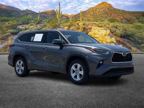 2021 Toyota Highlander LE