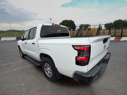 Glacier White 2022 Nissan Frontier S