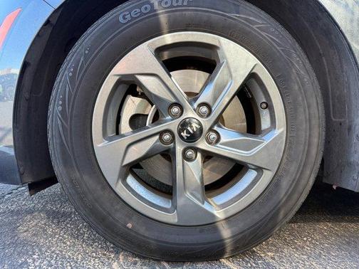 2021 Kia K5 LXS