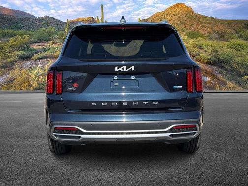 2022 Kia Sorento Plug-In Hybrid SX