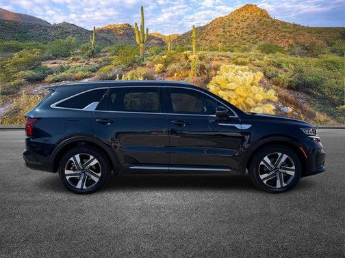 2022 Kia Sorento Plug-In Hybrid SX