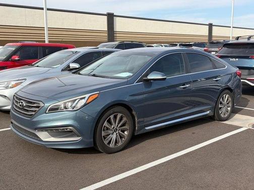 Nouveau Blue 2016 Hyundai SONATA Sport