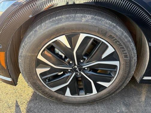 2022 Kia EV6 Wind