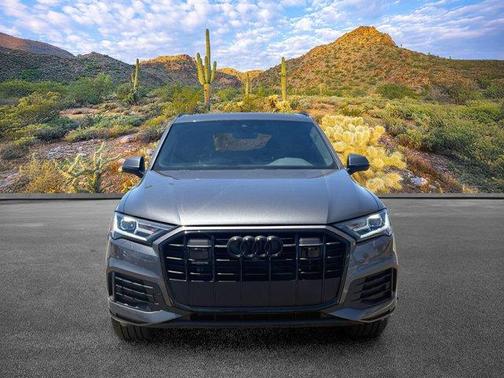 Samurai Gray Metallic 2023 Audi Q7 45 Premium Plus