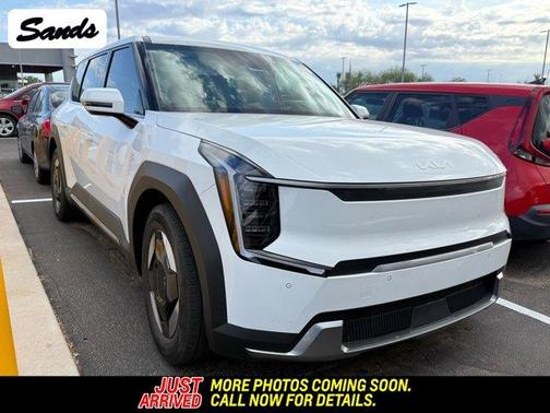 2024 Kia EV9 Light Short Range