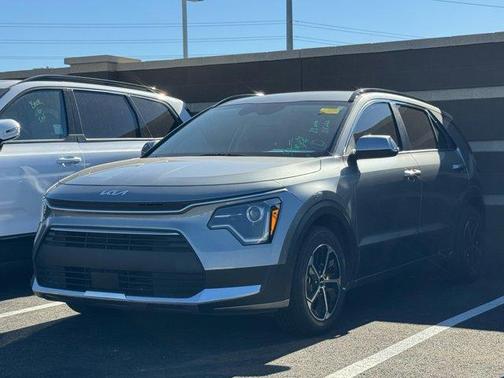 2023 Kia Niro EX