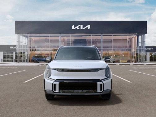 Glacier White Pearl 2026 Kia EV9 GT-Line