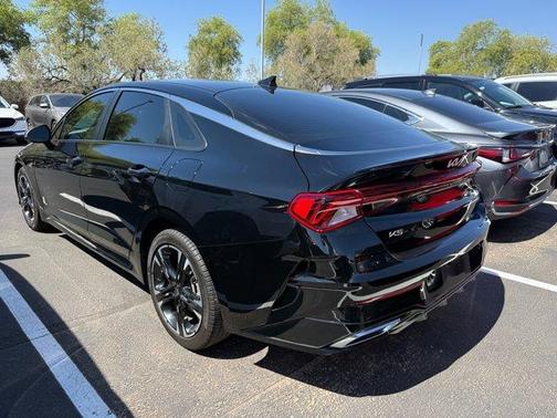 2023 Kia K5 GT-Line