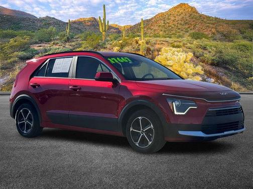 2024 Kia Niro LX