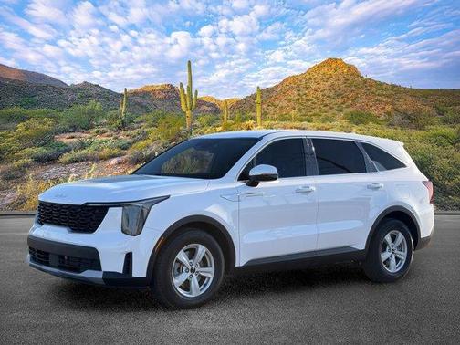 Glacial White Pearl 2025 Kia Sorento LX