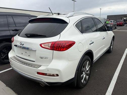 2016 INFINITI QX50 Base