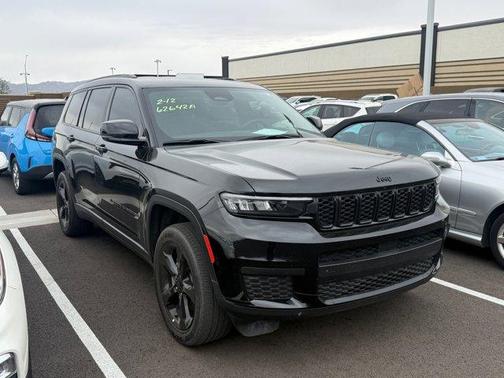 2023 Jeep Grand Cherokee L Laredo