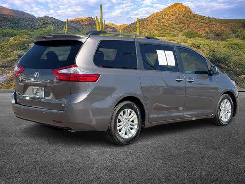 2015 Toyota Sienna 