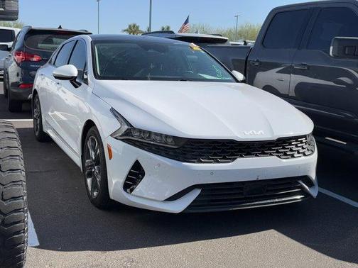 2022 Kia K5 EX