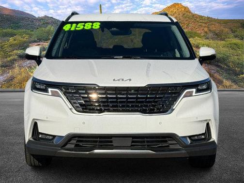 2024 Kia Carnival SX