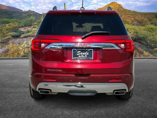 2018 GMC Acadia Denali