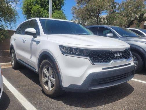 2022 Kia Sorento LX