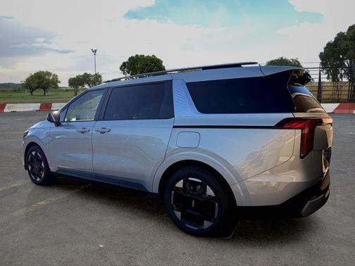 Ivory Silver 2025 Kia Carnival EX