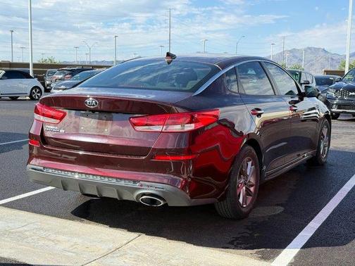 2020 Kia Optima LX