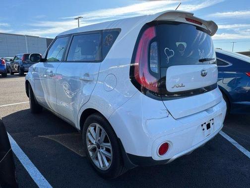 2017 Kia Soul +