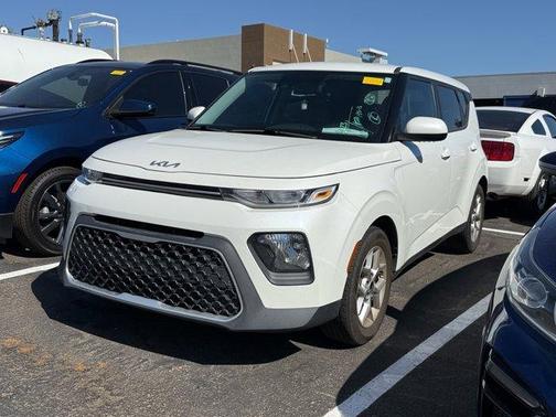 2022 Kia Soul LX